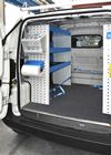 2_Bipper avec étagères ouvertes et système arrimage valises aménagé par Syncro System